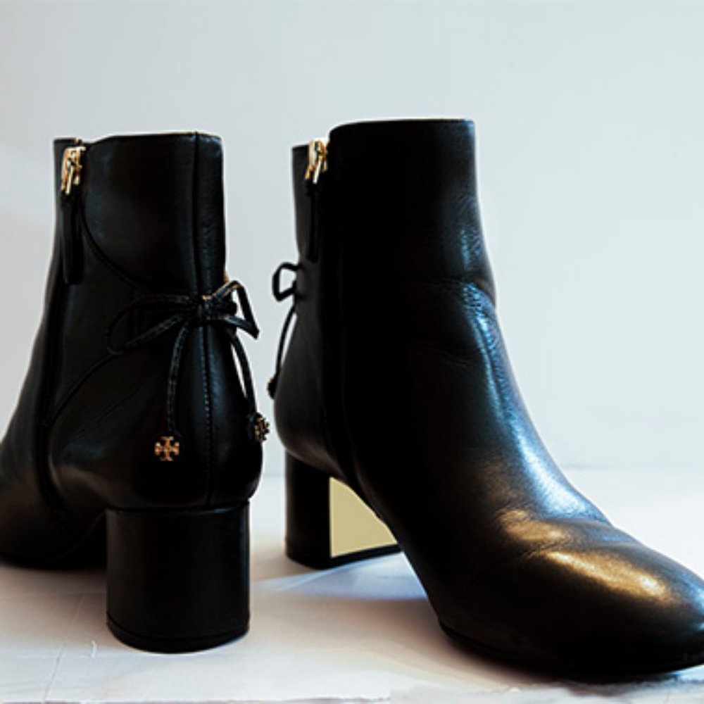 Tory Burch Laila 50mm Bootie/Calf Leather Size 7 in black